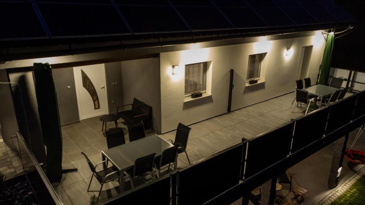 Apartmaji Gracner Dramlje Buitenkant foto