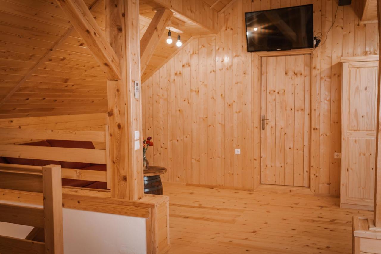 Apartmaji Gracner Dramlje Buitenkant foto