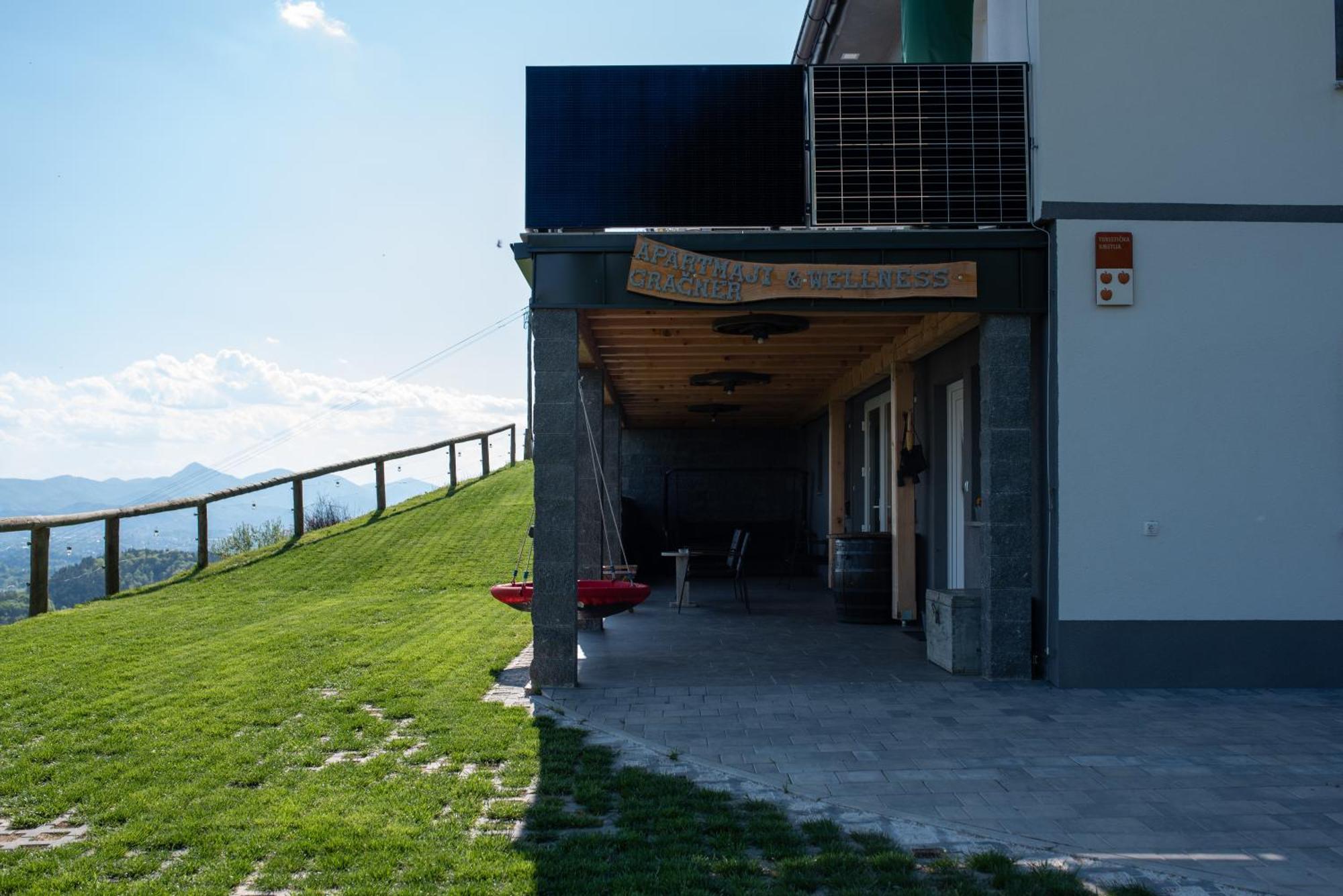 Apartmaji Gracner Dramlje Buitenkant foto